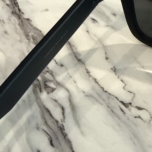 Authentic HAWKERS Motion Black Plastic Round Sunglasses Blue Lens - Picture 7 of 9